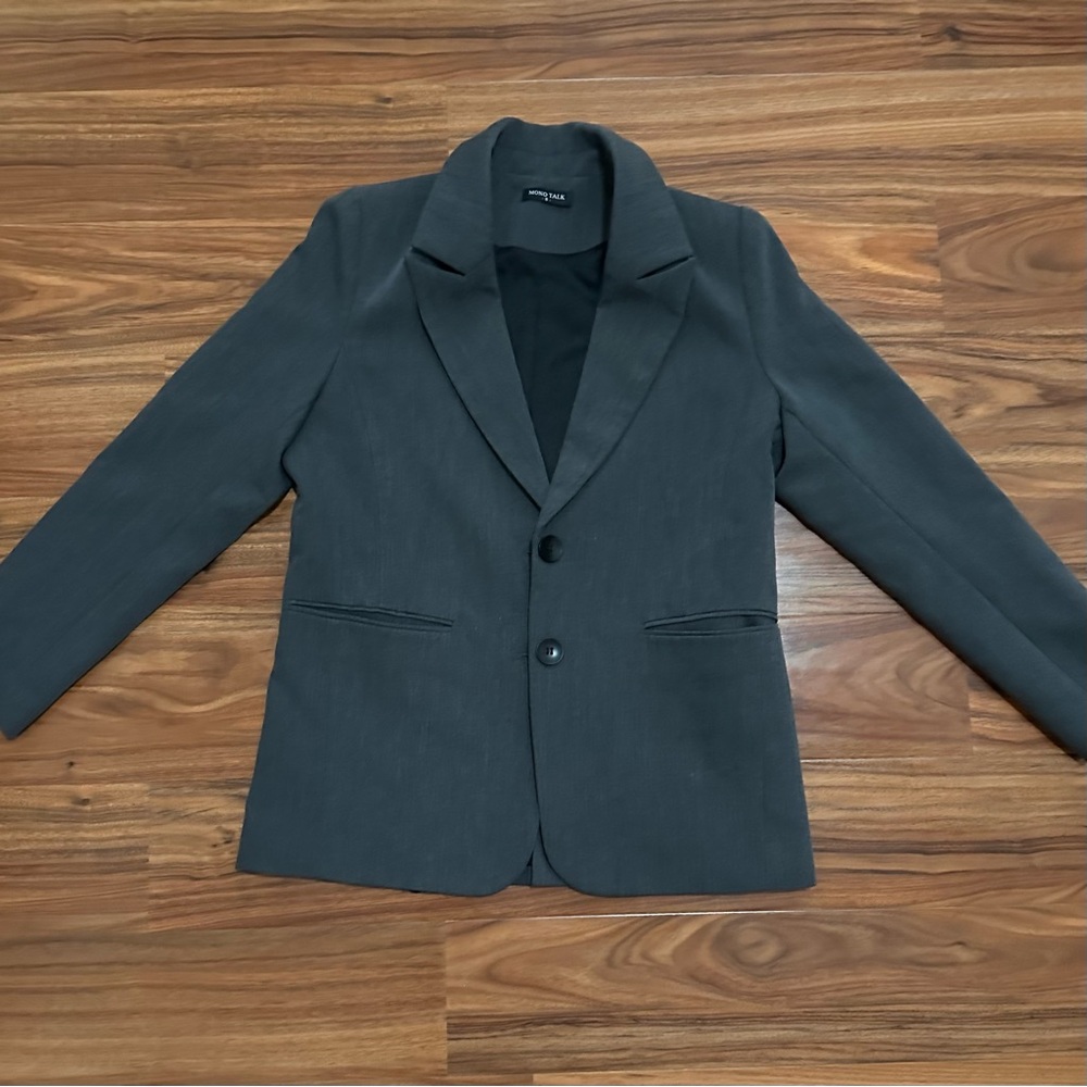 Mono Talk Blazer - Picture 2 of 10